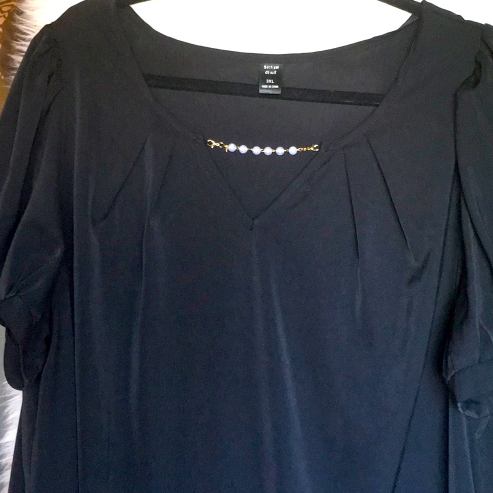 SHEIN, plus size silky black office blouse, dressy, pearl, gold, 3X, 3XL